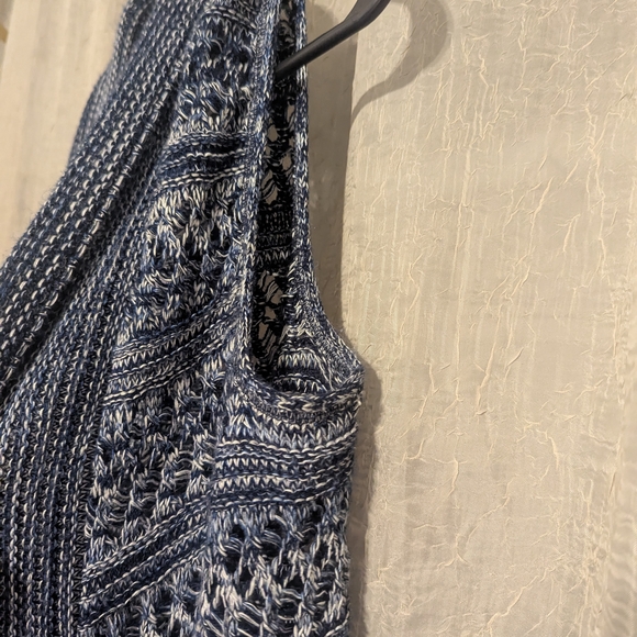 44. Cozy Blue and White Knit Poncho Sweater - Picture 4 of 6
